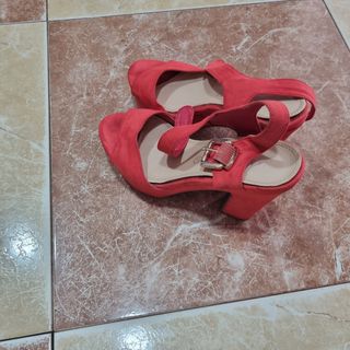Zapatos rojos 