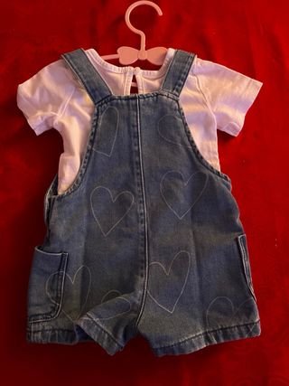Jardineiras ganga com t-shirt branca 3-6 meses