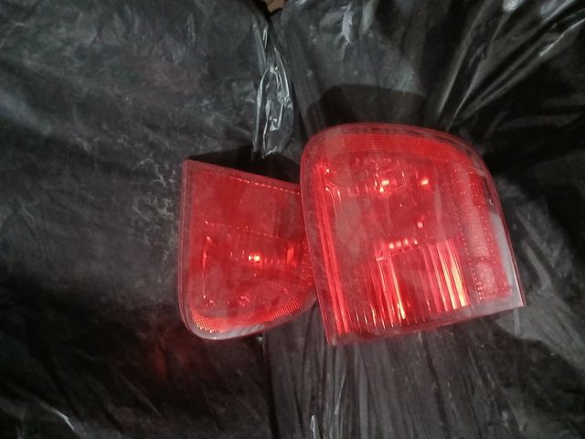 Vendo Pilotos Traseros Seat Ibiza año 2000