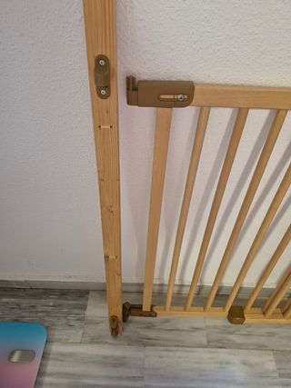 Barrera de seguridad de madera