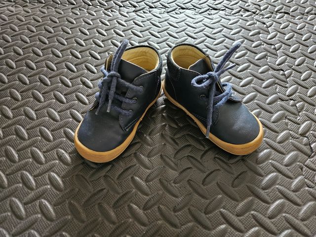 Botas de pele para bebé, tamanho 21, Primigi