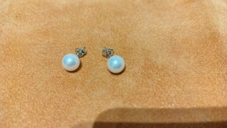 Orecchini perle bianche e oro bianco 18k