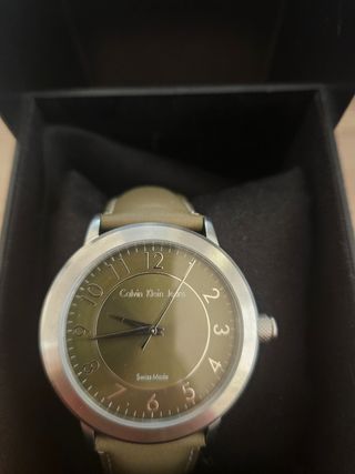 Reloj Calvin Klein Jeans Swiss Made con caja