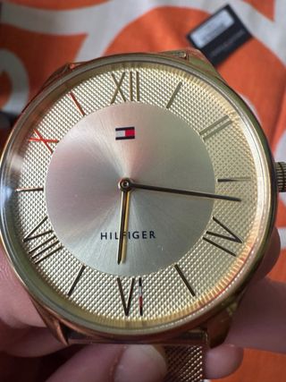 Reloj Tommy Hilfiger Dorado