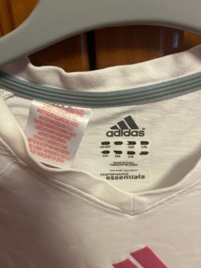 Camiseta Adidas Blanca y Rosa