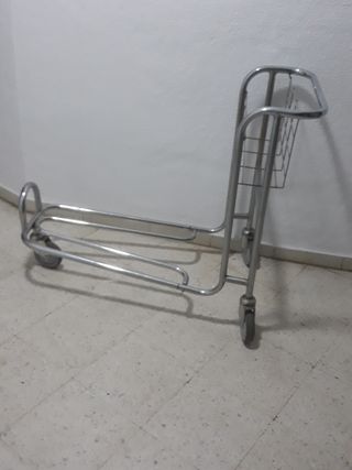 Carrito de equipaje metálico