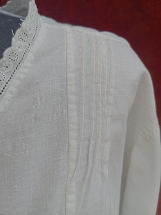 Camicia da notte antica in tela a filo sottile