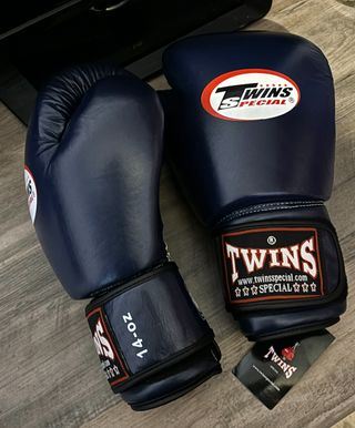 Guantes Twins Special Negros 14 oz