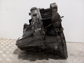 CAJA CAMBIOS VOLVO V40 CROSS COUNTRY D4204T13 JU3