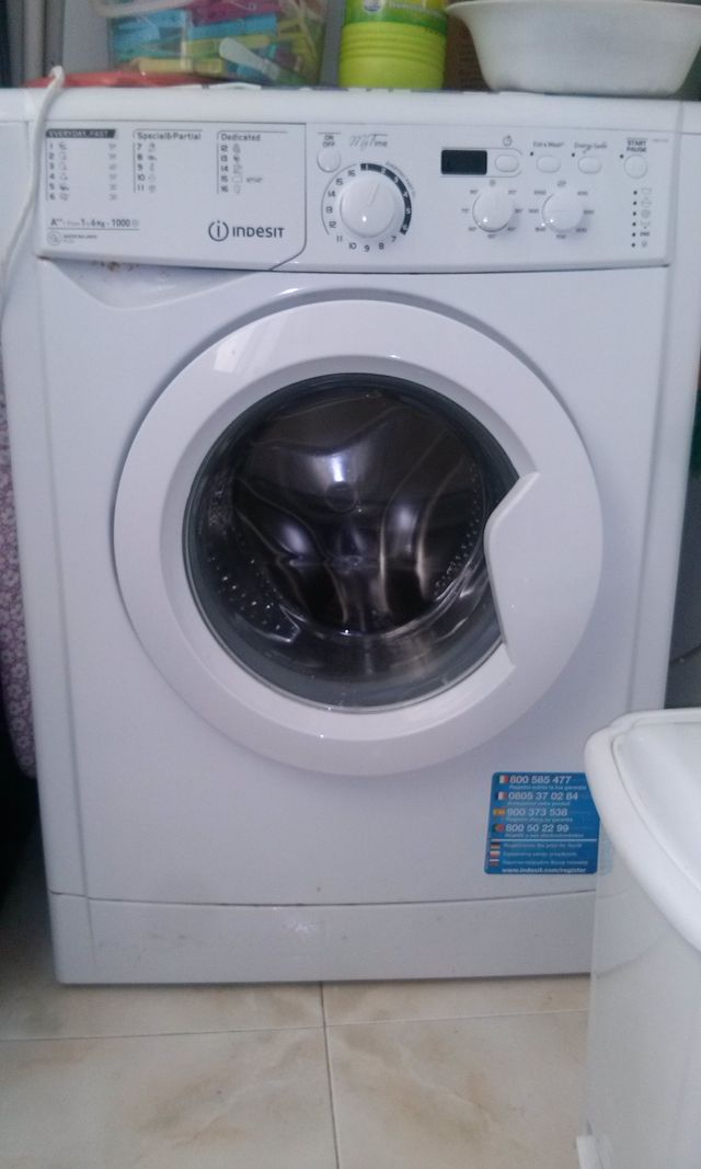 Lavadora Indesit 6kg 1000rpm