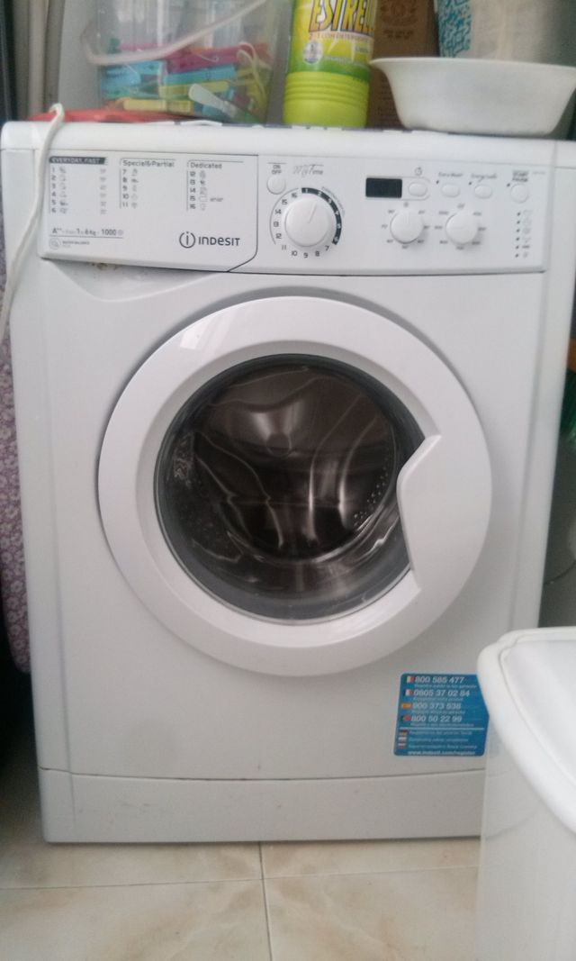 Lavadora Indesit 6kg 1000rpm
