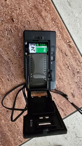 Cámara Analógica Kodak S-019H – Vintage