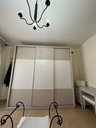 Dormitorio completo prácticamente nuevo