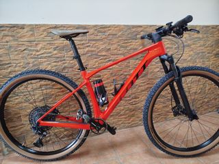 Scott Scale 2024  talla M