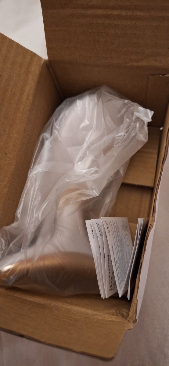 Masajeador Facial y Corporal Dorado y Blanco