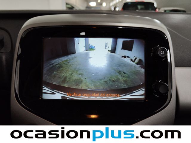 Toyota Aygo 1.0 VVT-i x-play business 51 kW (69 CV)