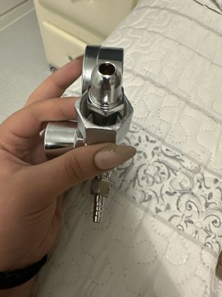 Regulador de Oxígeno con Caudalímetro