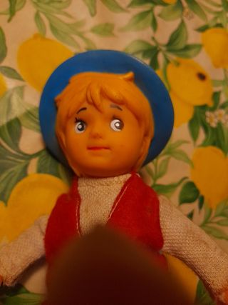 Vecchi giocattoli Remí e scimmietta