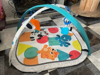 Parque de juegos musical infantil Baby Einstein