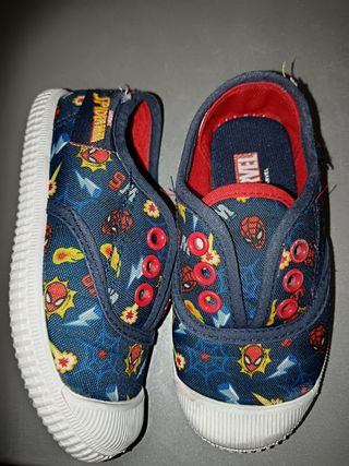 Zapatillas Spiderman Talla 24