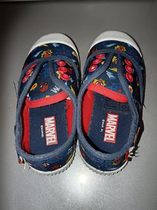 Zapatillas Spiderman Talla 24