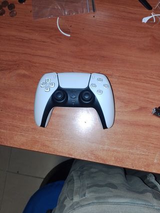 Consola PS5 con Mando y Pantalla Curva
