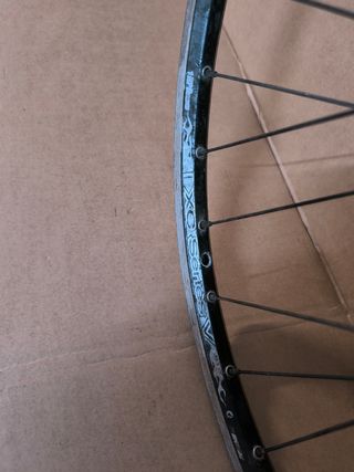 Ruedas 26 1HPR 9v