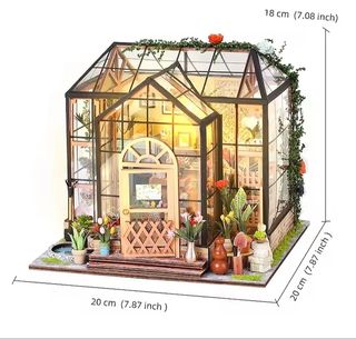 Casa de muñecas de jardín de madera