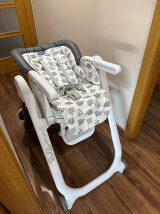 Trona Chicco Polly Progress 5