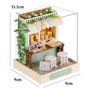 Mini casa de muñecas de madera hecha a mano
