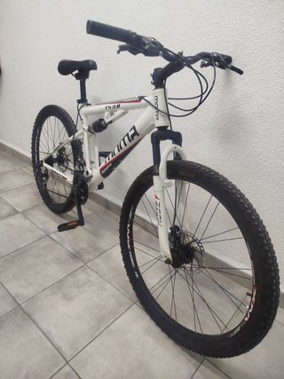 Bicicleta de montaña Moma FS 3.0