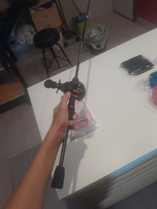 Caña de casting 1.8m mas carrte
