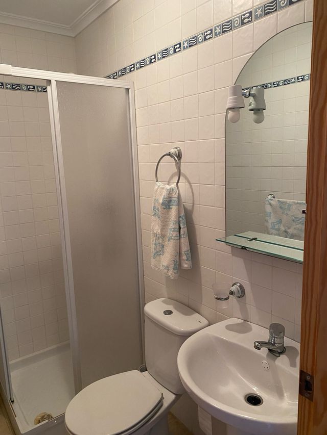 vater, lavabo y espejo 30€