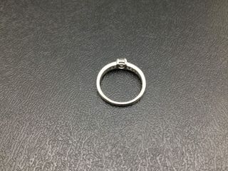 sortija plata 925mm con piedra con circonita