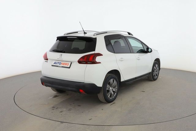 Peugeot 2008 1.2 PureTech Style