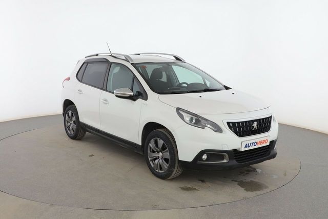 Peugeot 2008 1.2 PureTech Style