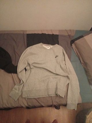 Suéter Nike Gris