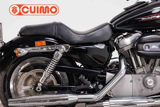 HARLEY DAVIDSON SPORTSTER 883 CUSTOM