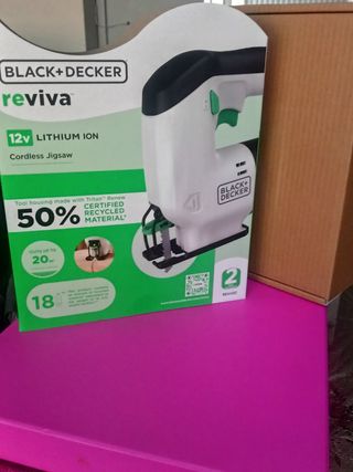 Sierra de calar Black+Decker 12V Litio