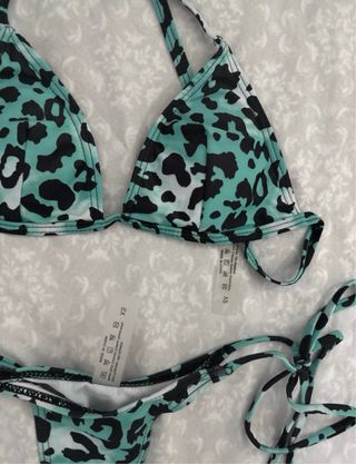 Bikini leopardo verde y negro