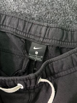 Pantalón Chándal Nike Negro Bordado
