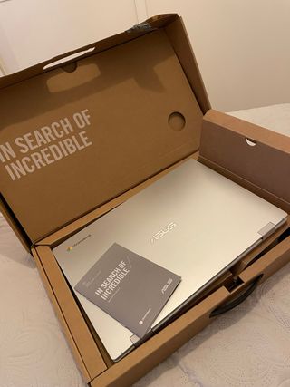 Ordenador ASUS Plata/Negro es un cronebook sin 