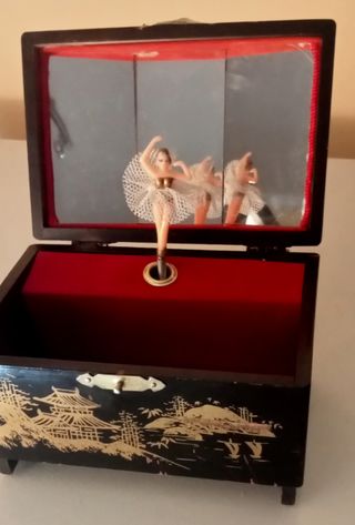 Caja joyero música japonesa