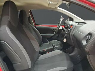 Toyota Aygo 1.0 70 x-play