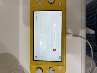 Nintendo Switch Lite Gialla
