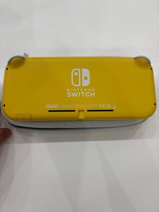 Nintendo Switch Lite Gialla
