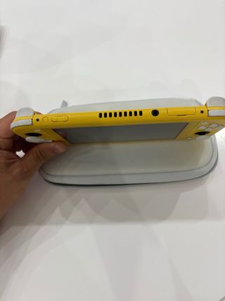 Nintendo Switch Lite Gialla
