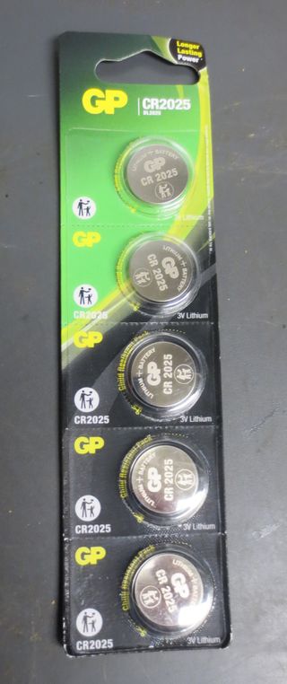 PACK 5 PILAS BOTÓN CR2025 - Nuevas, precintadas