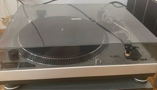 Harman Kardon AVR 130, altavoces y tocadiscos