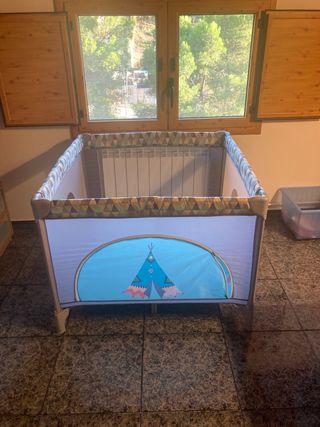 Parque infantil Lionelo
